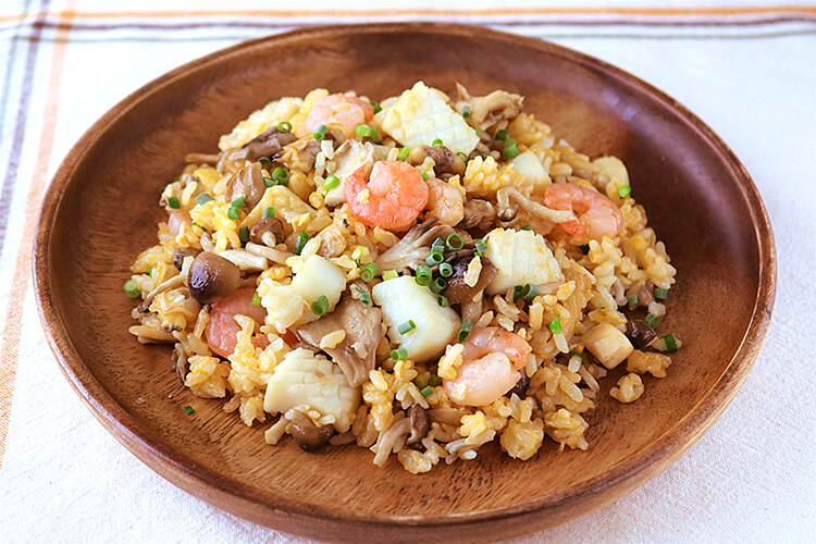 魚介のガリバタ醤油炒飯