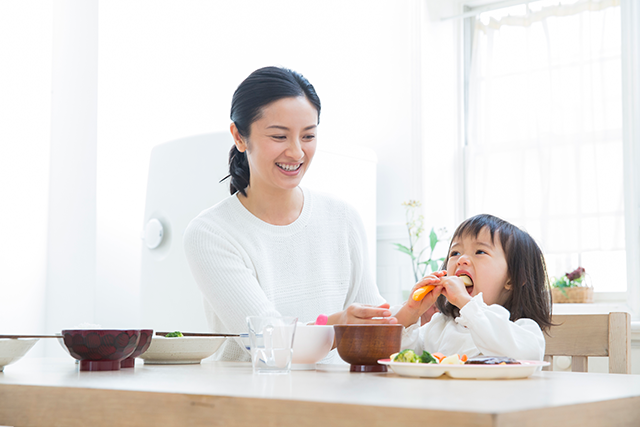 2歳の食べ物 食べられるもの 食べてはいけないものは スクスクのっぽくん